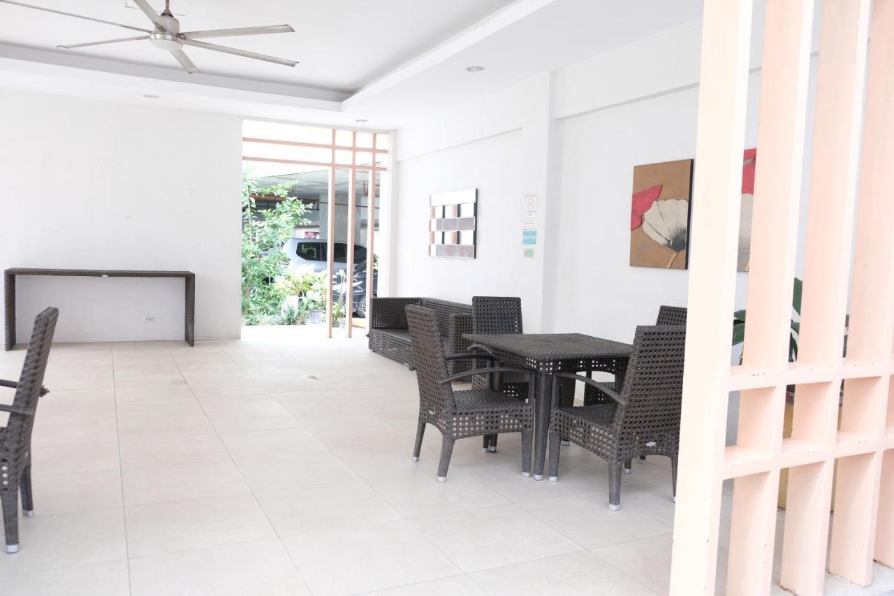 2-Bedroom Boutique City Condo - Newly Renovated! Cebu Luaran gambar