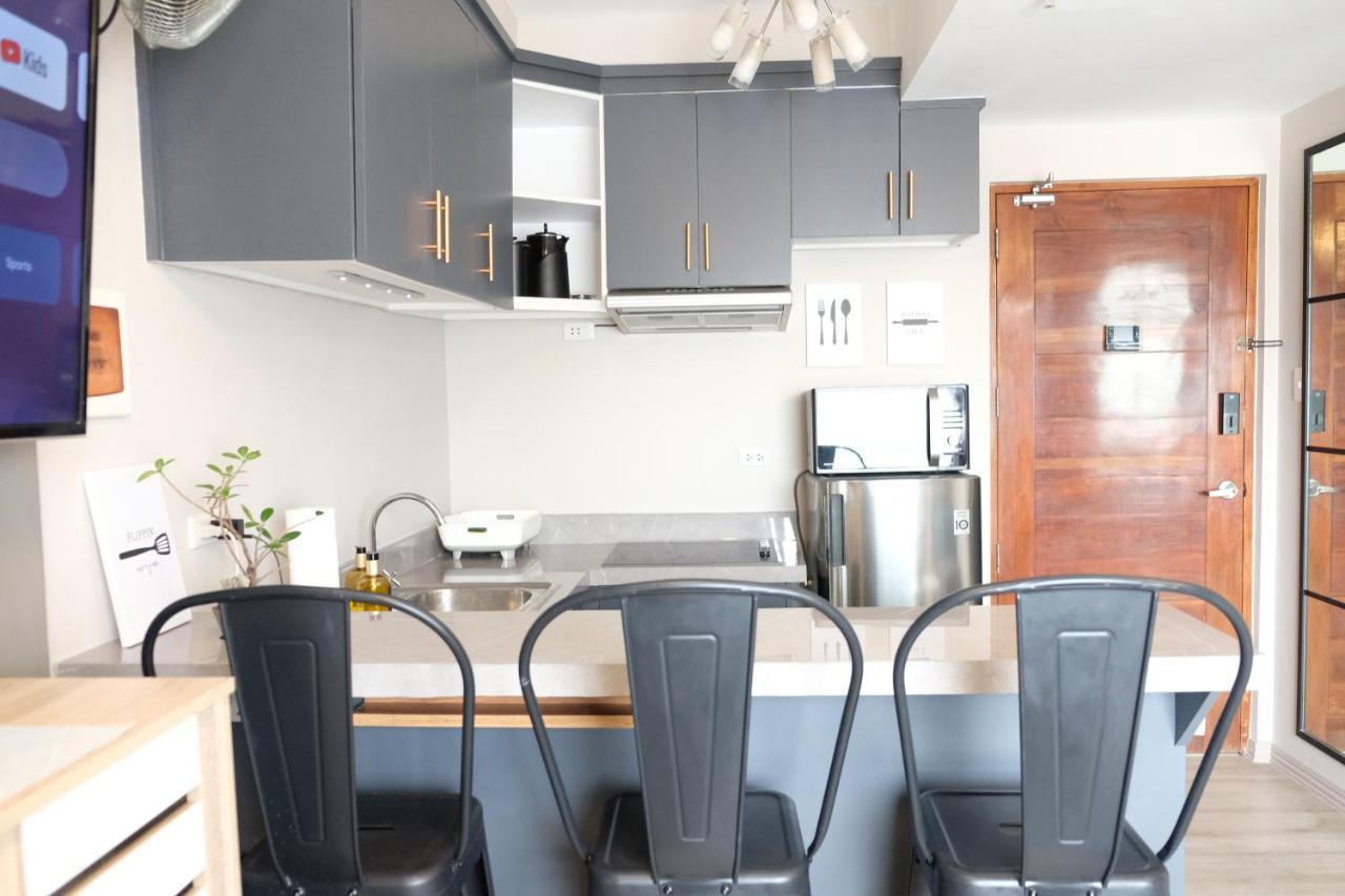 2-Bedroom Boutique City Condo - Newly Renovated! Cebu Luaran gambar