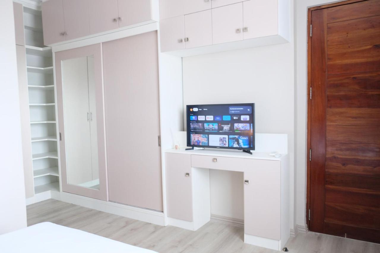 2-Bedroom Boutique City Condo - Newly Renovated! Cebu Luaran gambar