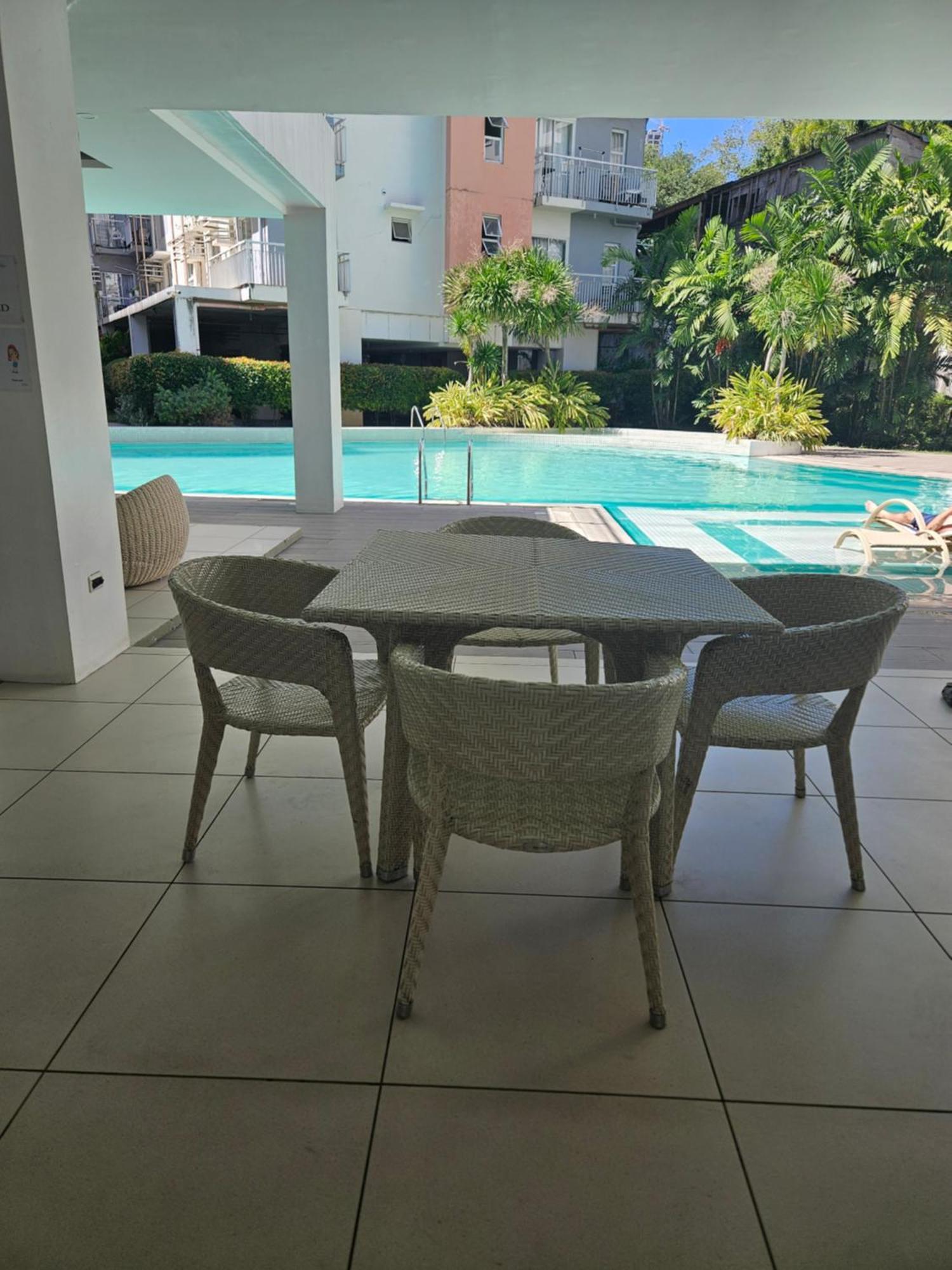 2-Bedroom Boutique City Condo - Newly Renovated! Cebu Luaran gambar